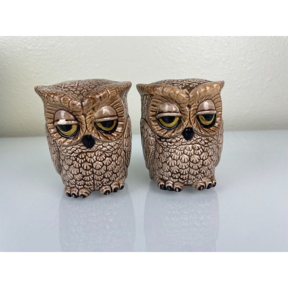 Vintage Sleepy Owl Double Sided Ceramic Salt & Pepper Shakers Large w/ Stoppers - Picture 2 of 12
